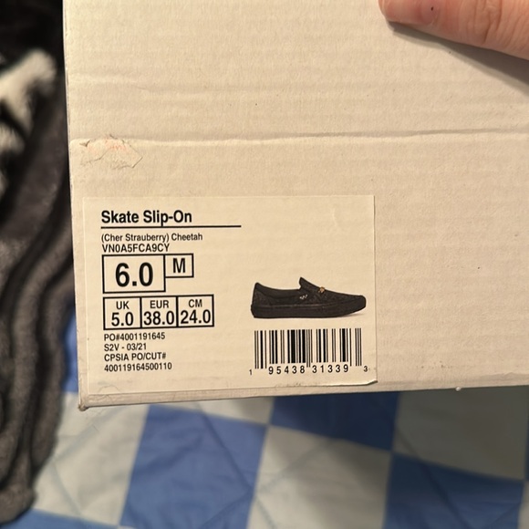 Cher Strauberry Cheetah Vans - Picture 7 of 9